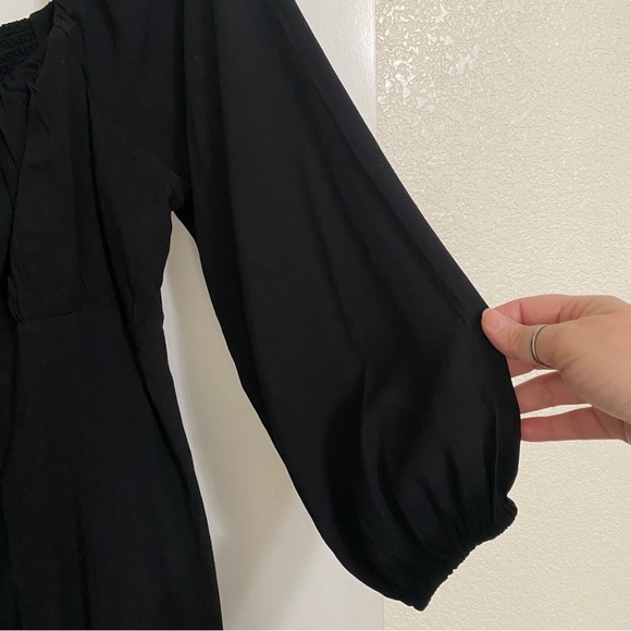 Old Navy Black Long Sleeve Dress - Picture 3 of 5